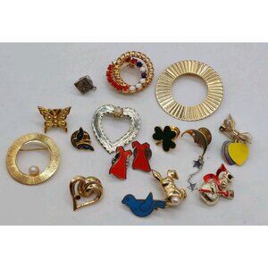 Assorted Brooches Pins Lot of 15 Gold And Silver Tone Dress Shamrock Bunny Snowm